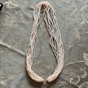 Elegant Cream Pearl Necklace